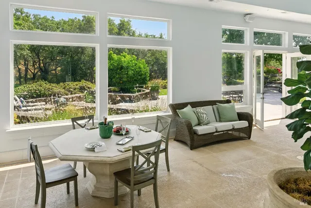 $3,995,000 | 9988 Troon Court, Windsor, CA 95492