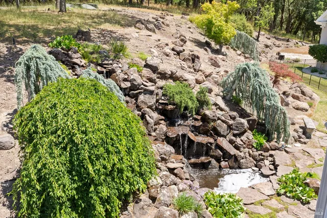 $3,995,000 | 9988 Troon Court, Windsor, CA 95492