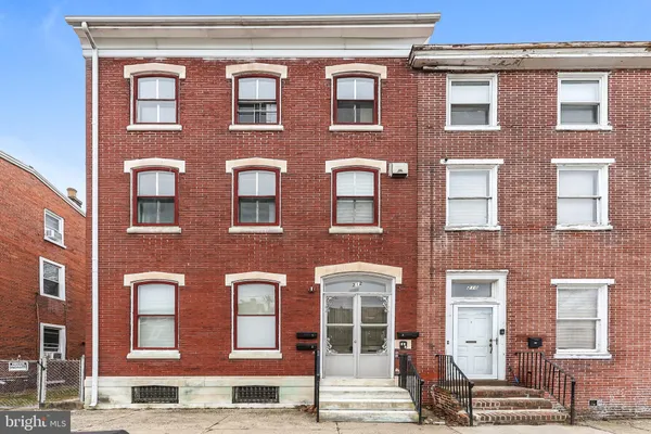 $1,600 | 212 East Broad Street, Unit 2, Burlington, NJ 08016