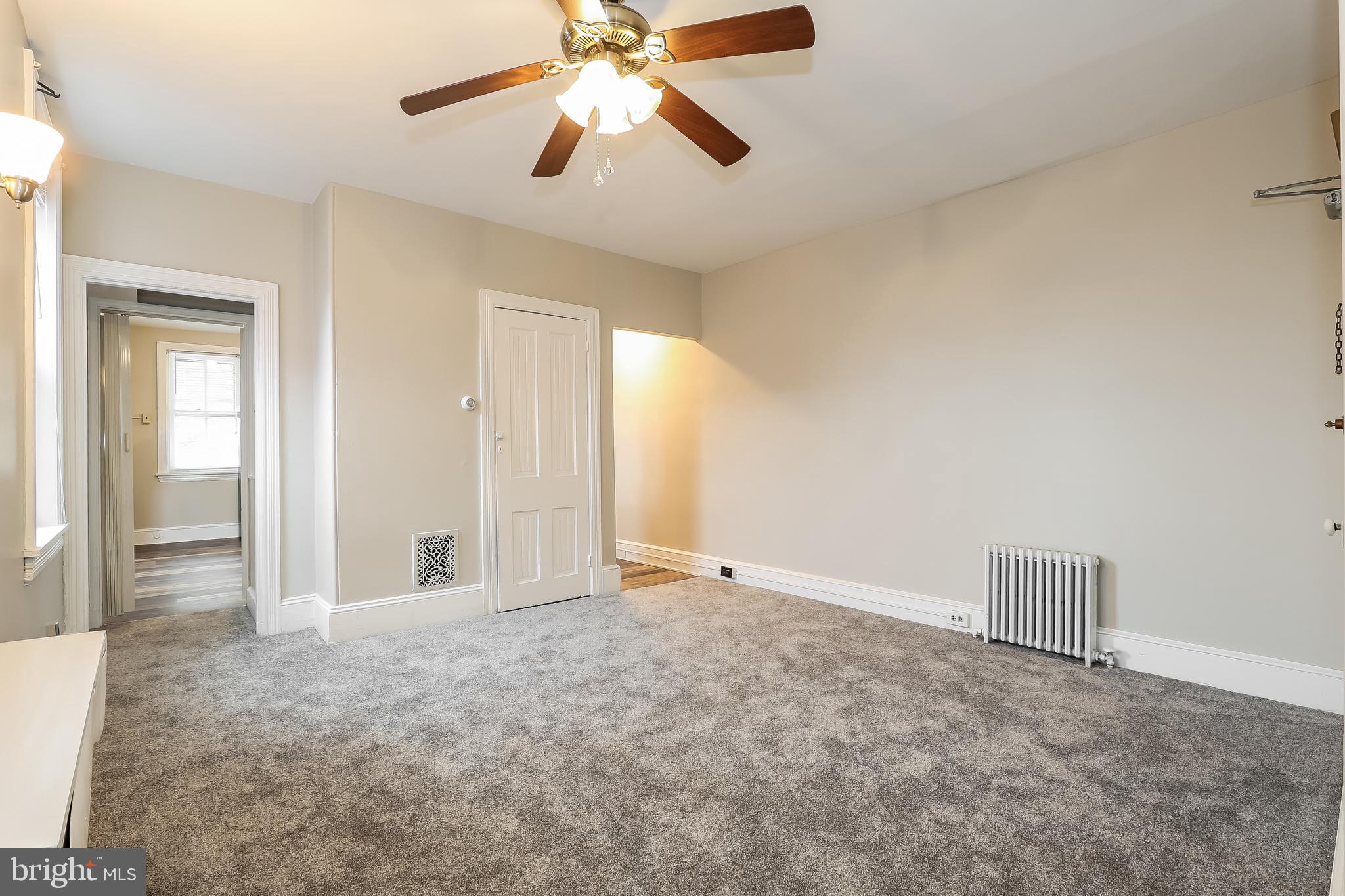 212 East Broad Street, Unit 2 Burlington, NJ 08016 - Photo 11 of 14