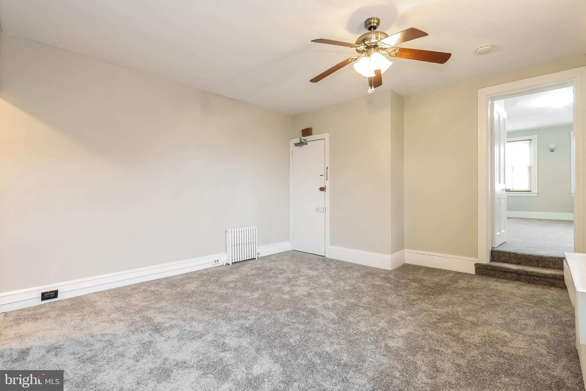 212 East Broad Street, Unit 2 Burlington, NJ 08016 - Photo 10 of 14