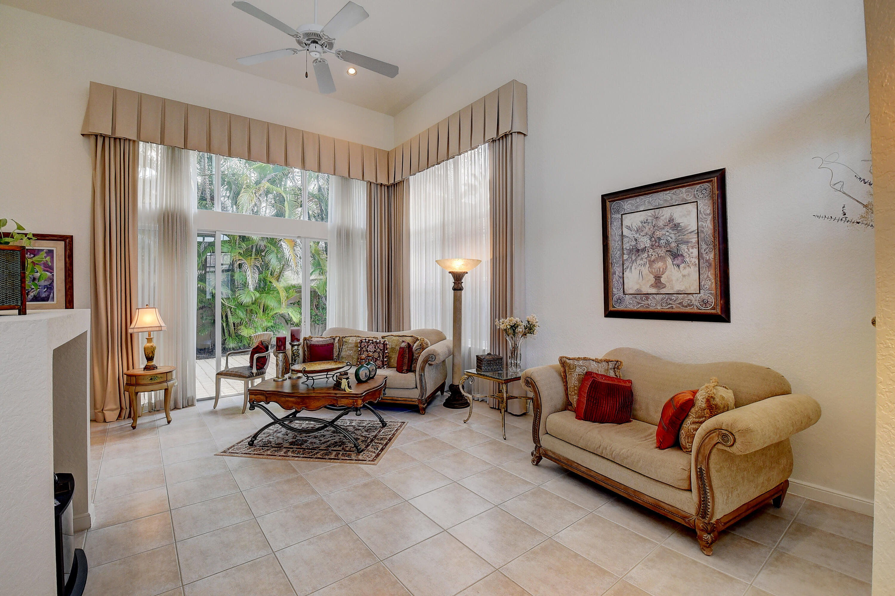 4283 Northwest 65th Road Boca Raton, FL 33496 - Photo 3 of 23 Living Room - 1