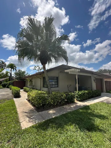 $3,500 | 22670 Vistawood Way, Boca Raton, FL 33428
