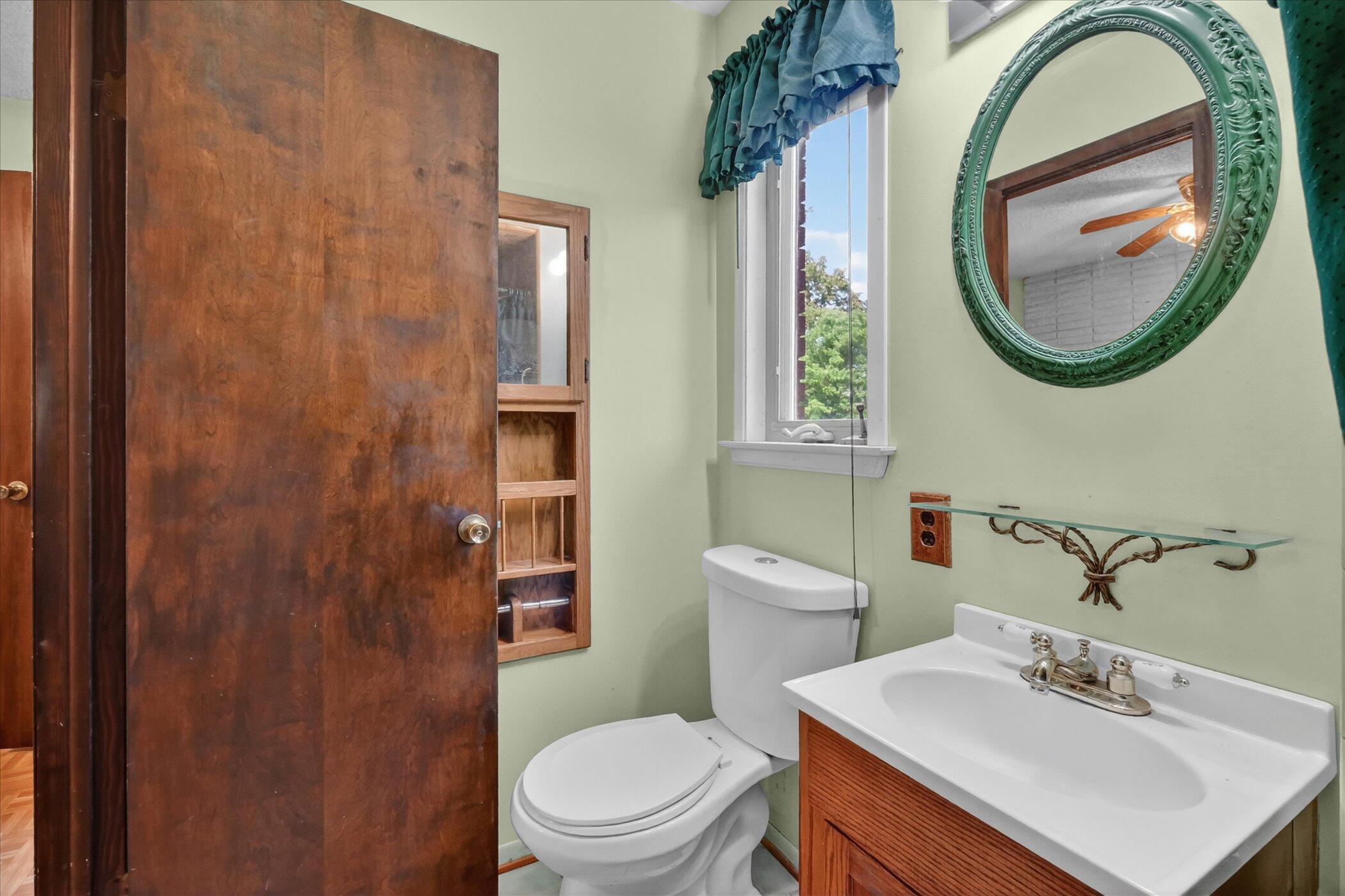 2717 Fishbeck Road Howell, MI 48843 - Photo 37 of 71 37-2717-Fishbeck-Rd-Howell-WindowStill
