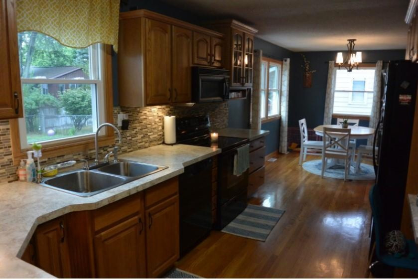 1496 Woodside Road Muskegon, MI 49441 - Photo 6 of 21 1DFB5F04-5A59-45B9-A426-C7D2FC9F00ED