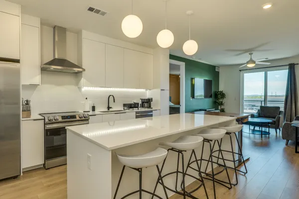 $615,000 | 1701 Simond Avenue, Unit 618, Austin, TX 78723