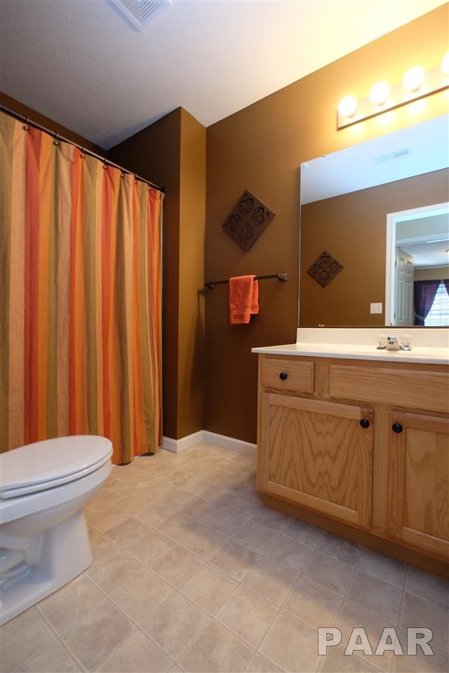 1929 Cobblestone Washington, IL 61571 - Photo 19 of 36 Gallery Image 19