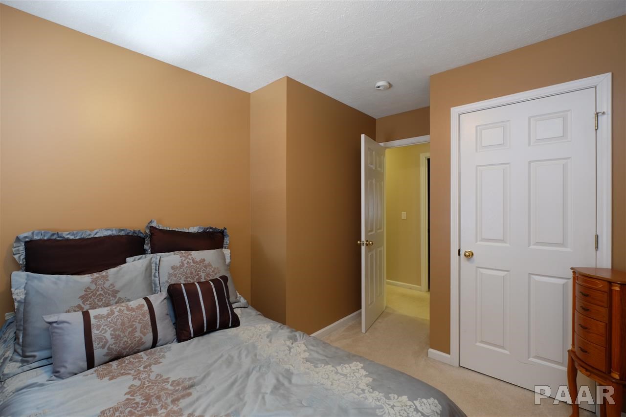 1929 Cobblestone Washington, IL 61571 - Photo 22 of 36 Gallery Image 22