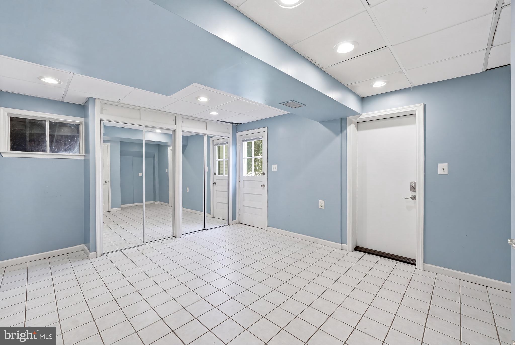 13316 Old Forge Road Silver Spring, MD 20904 - Photo 43 of 58 Mudroom or whatever you like, off the Garage.