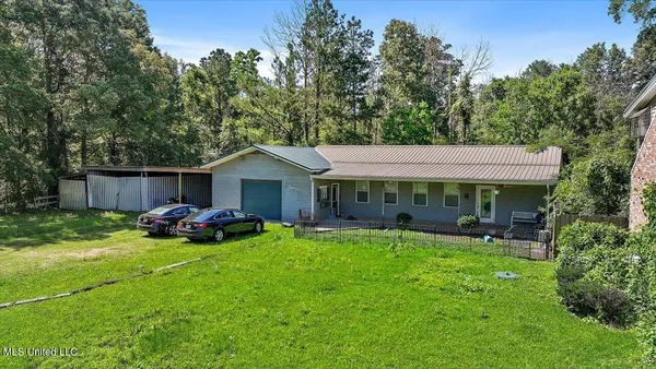 $278,000 | 2039 South Ridge Road, Byram, MS 39272