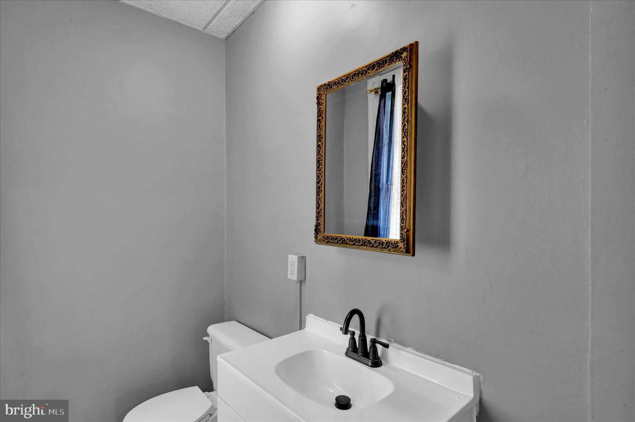 129 Poplar Street Reading, PA 19601 - Photo 9 of 27 360_8187