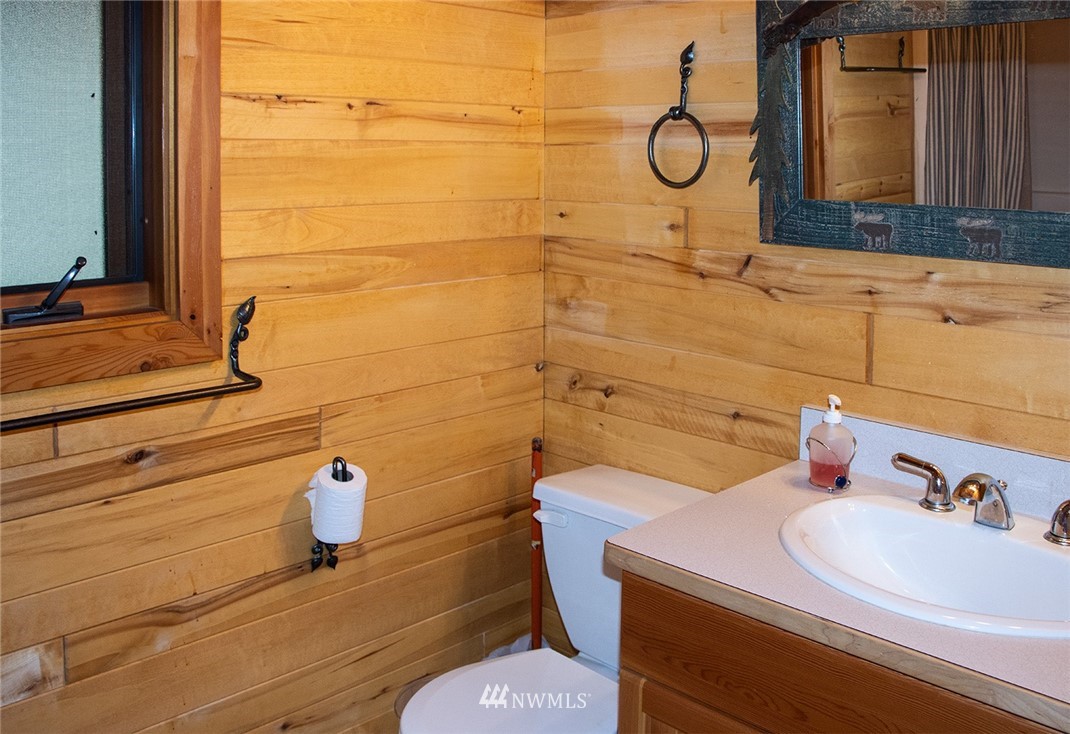 895 Lords Lake Loop Road Quilcene, WA 98376 - Photo 25 of 35