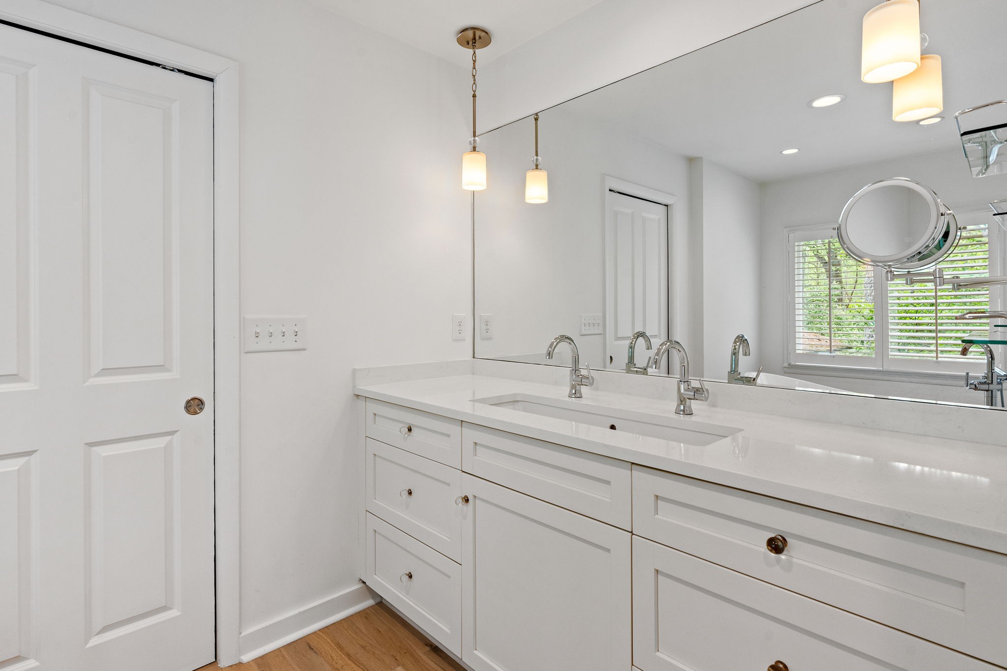 1004 Hickory Hollow Road Nashville, TN 37221 - Photo 20 of 41 a bathroom with a double vanity sink and a mirror