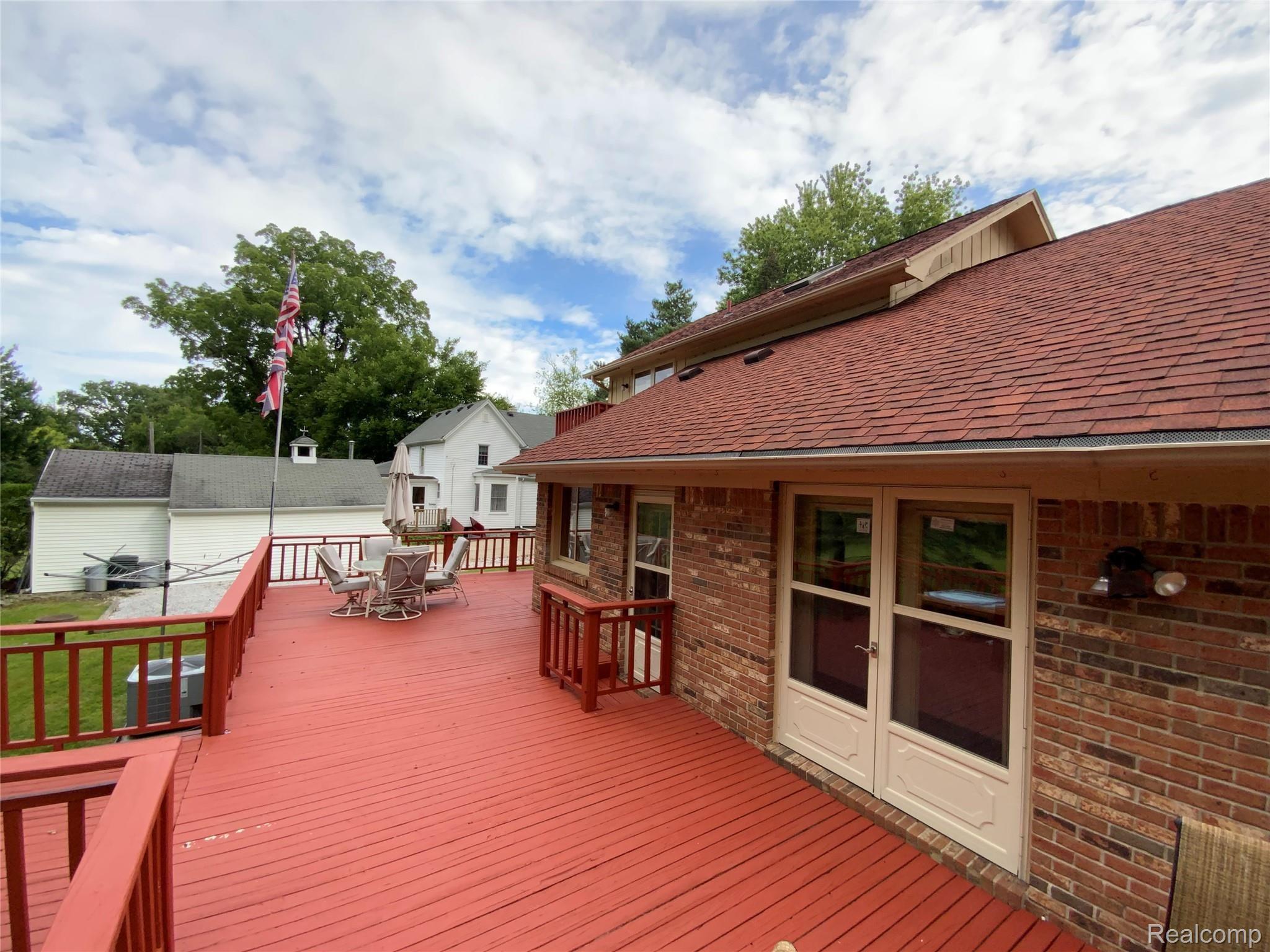 194 Riverside Drive Mount Clemens, MI 48043 - Photo 13 of 38 Photo Aug 16, 9 26 52 AM.jpg
