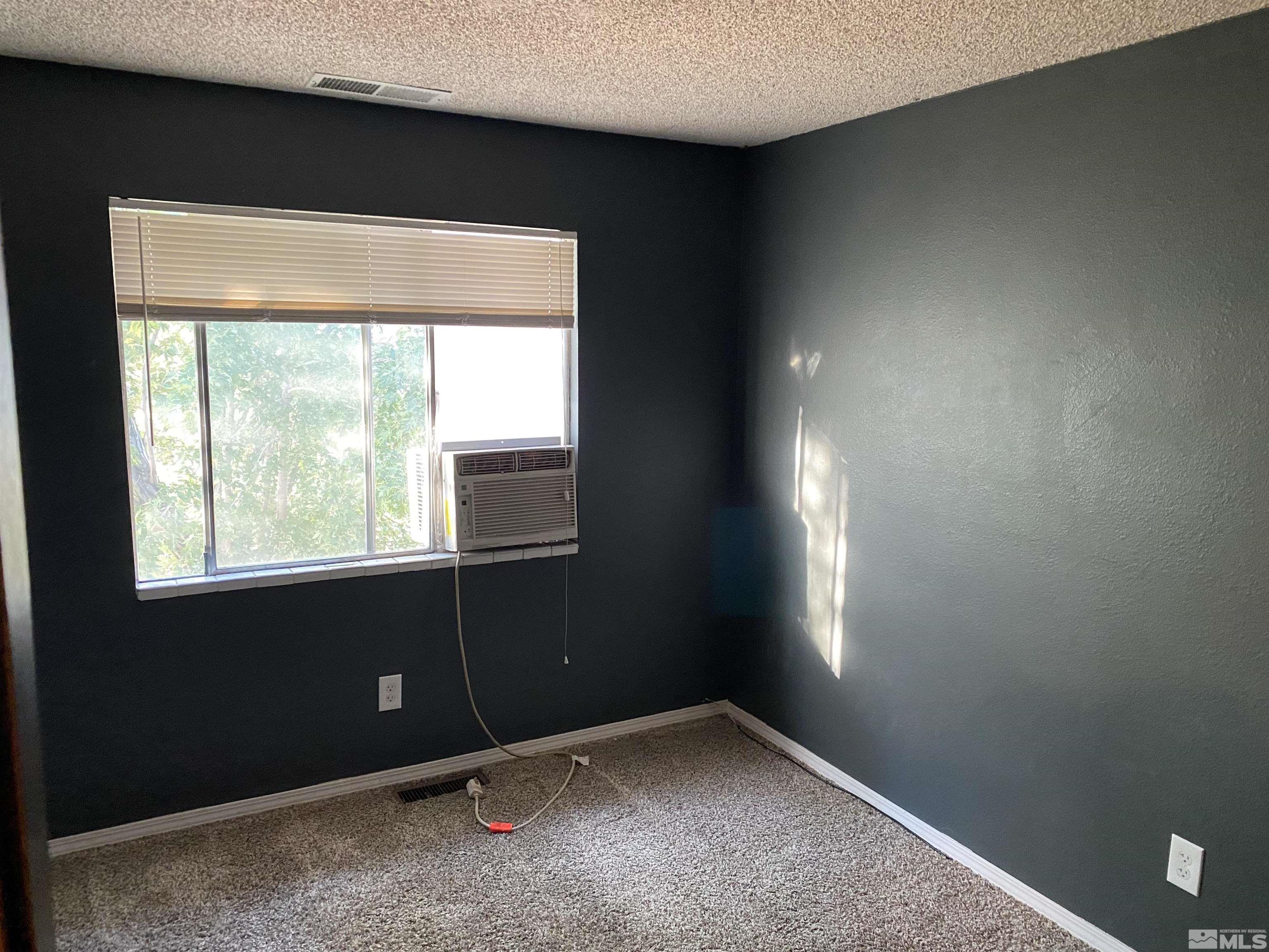 1422 East 9th Street, Unit 7 Reno, NV 89512 - Photo 6 of 11 Photo 6