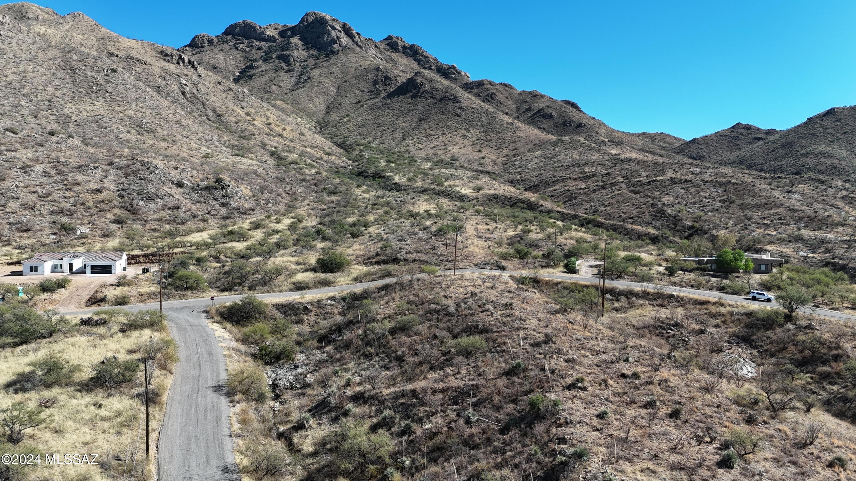 1496 Vía San Cayetano, Unit 103 Rio Rico, AZ 85648 - Photo 5 of 9