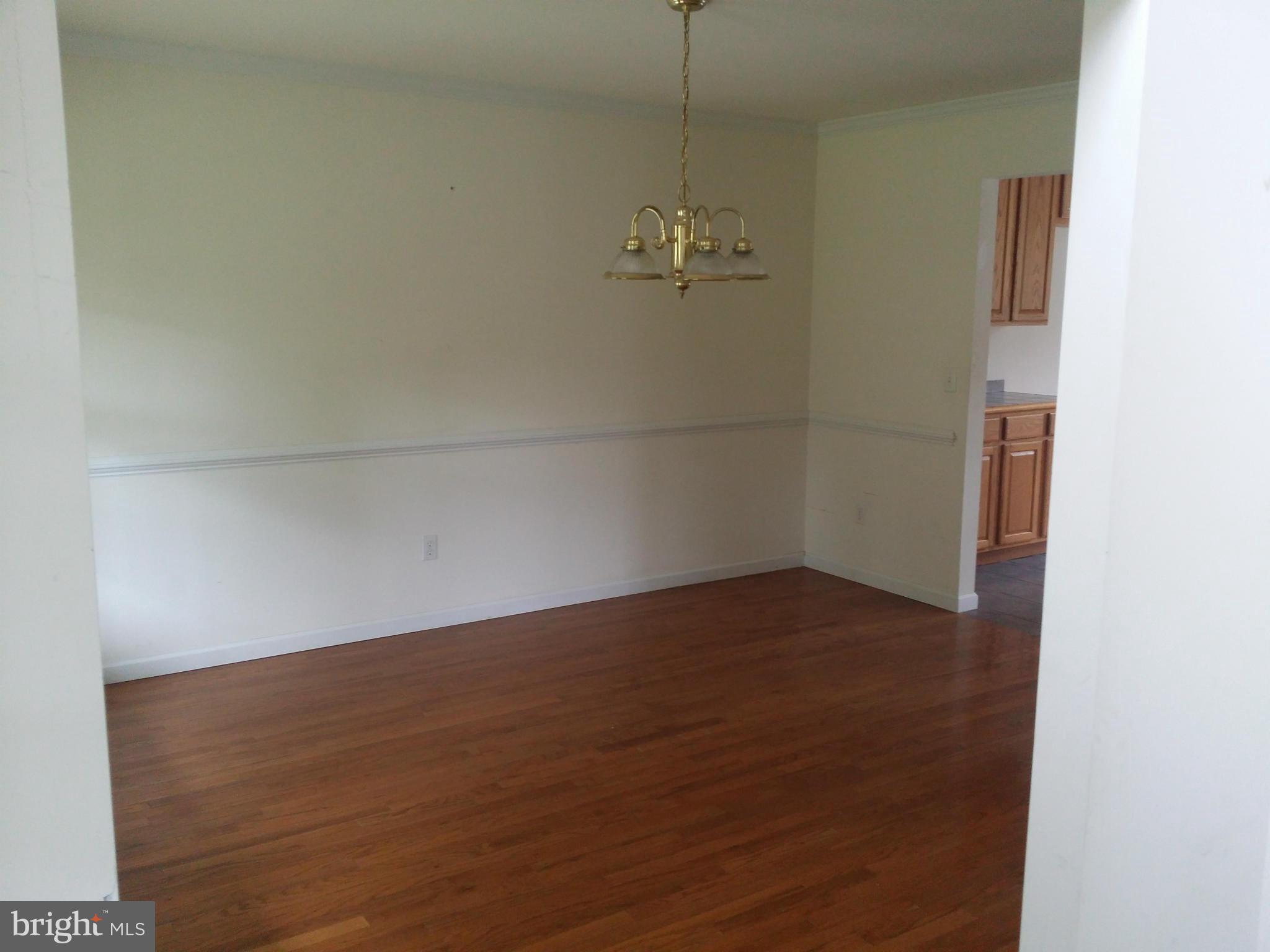 7905 Fingerboard Road Frederick, MD 21704 - Photo 2 of 17 Dining Room