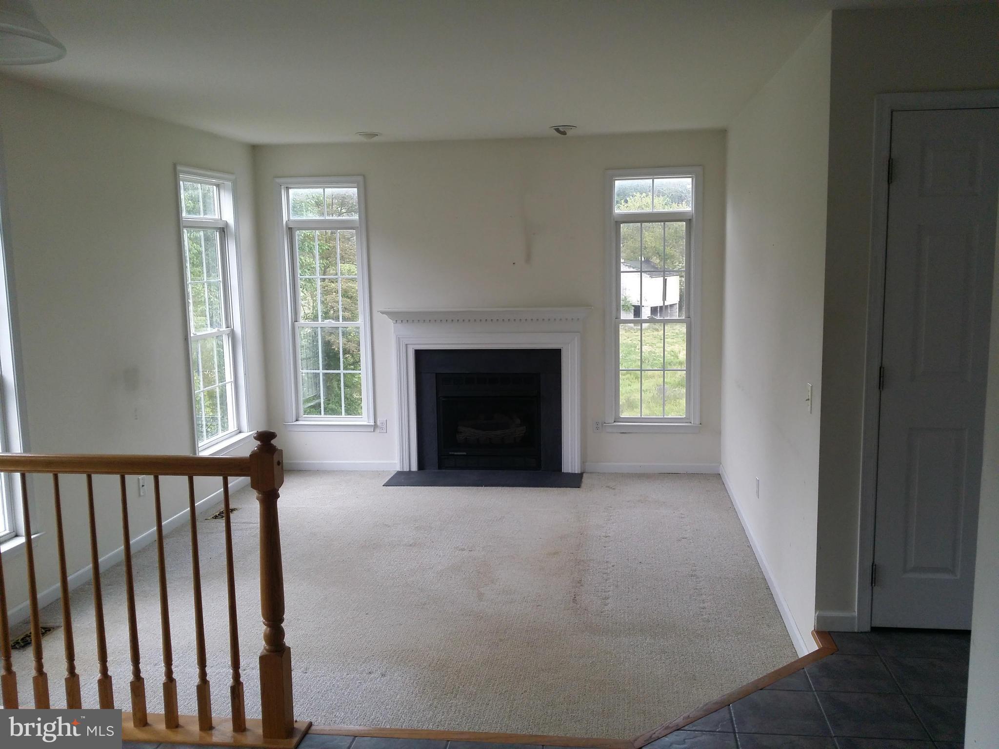 7905 Fingerboard Road Frederick, MD 21704 - Photo 3 of 17 Family Room