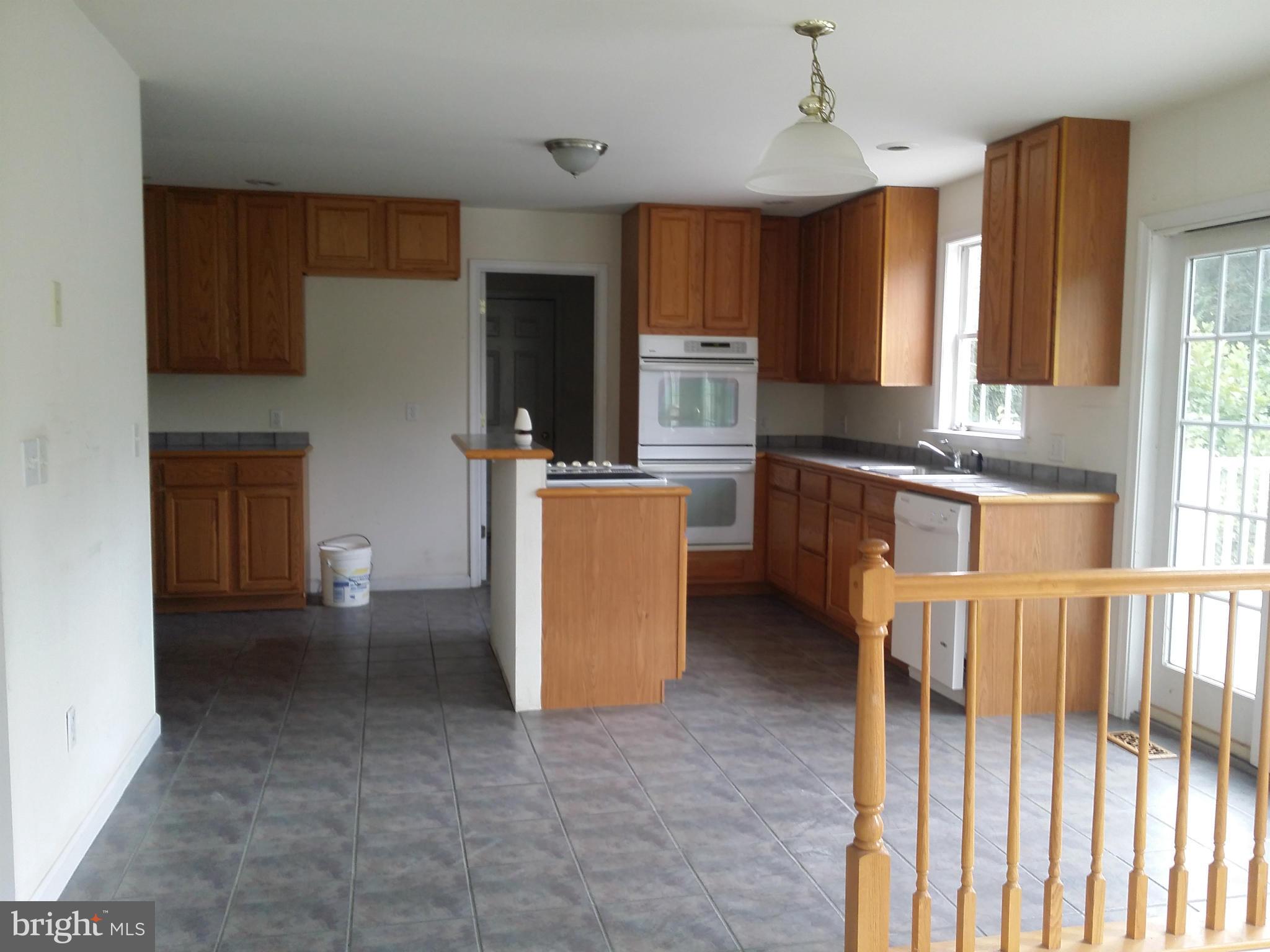 7905 Fingerboard Road Frederick, MD 21704 - Photo 4 of 17 Kitchen