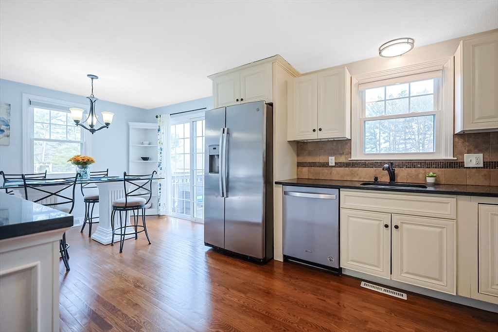 446 Ware Street Mansfield, MA 02048 - Photo 11 of 42 Gallery Image 11