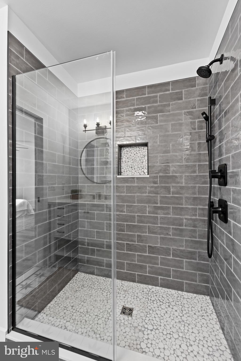 215 Sandee Road Lutherville-Timonium, MD 21093 - Photo 25 of 45 Primary Bath