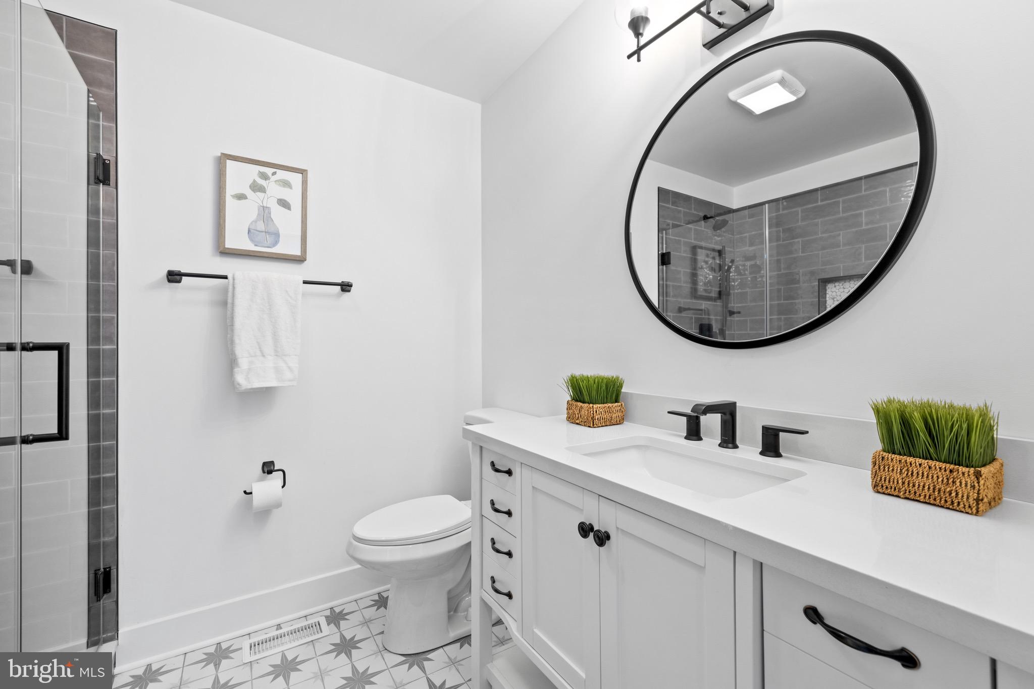 215 Sandee Road Lutherville-Timonium, MD 21093 - Photo 26 of 45 Primary Bath