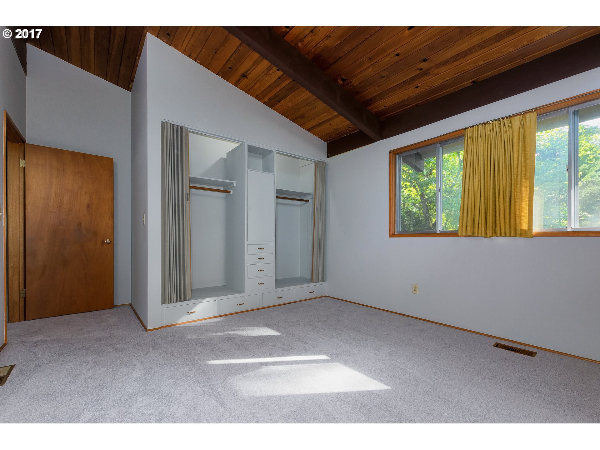 8526 Southwest 45th Avenue Portland, OR 97219 - Photo 19 of 32 Bedroom