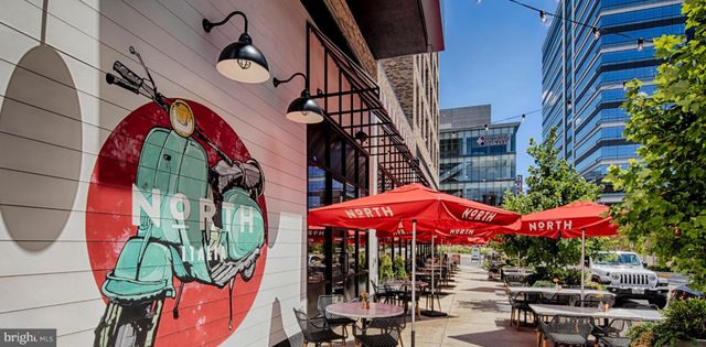 $1,800,000 | 6305 Stoneham Lane, McLean, VA 22101