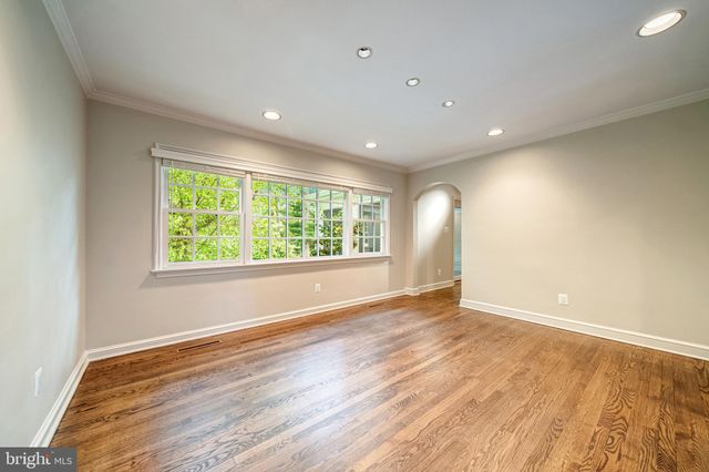 $1,800,000 | 6305 Stoneham Lane, McLean, VA 22101