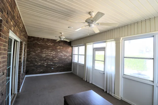 $450,000 | 19 Emerald Cove, Unit B, Paris, TN 38242