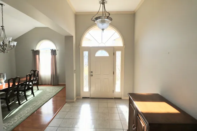 $450,000 | 19 Emerald Cove, Unit B, Paris, TN 38242