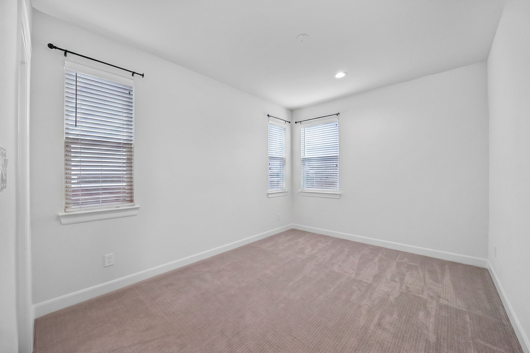 9561 Neuens Road, Unit D Houston, TX 77080 - Photo 6 of 23