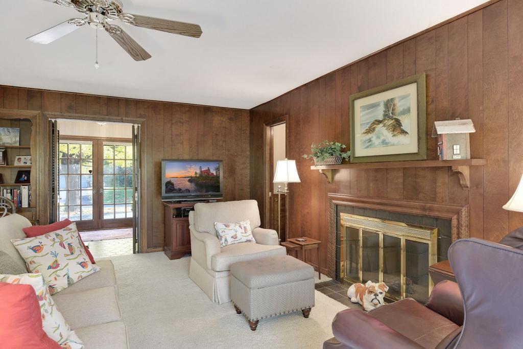 18508 Timber Ridge Drive Minnetonka, MN 55345 - Photo 12 of 33