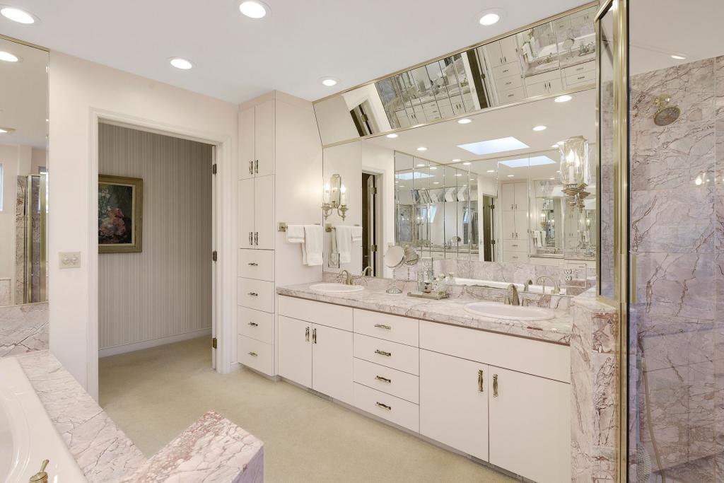 18508 Timber Ridge Drive Minnetonka, MN 55345 - Photo 23 of 33