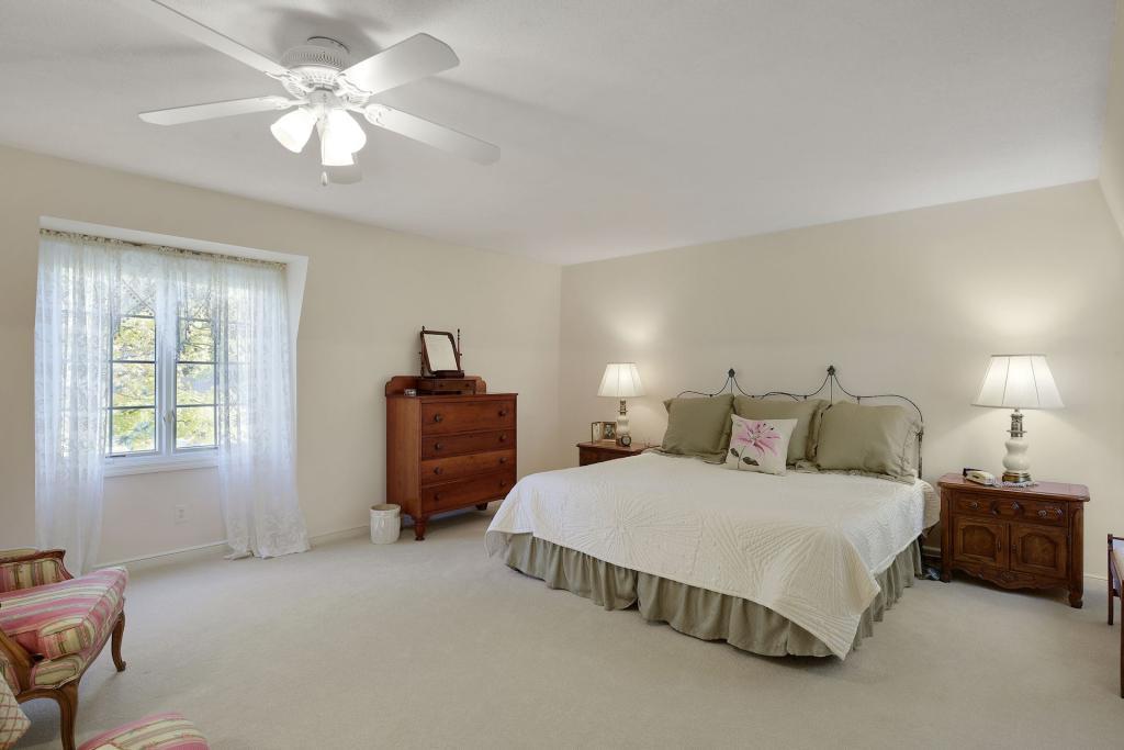 18508 Timber Ridge Drive Minnetonka, MN 55345 - Photo 24 of 33
