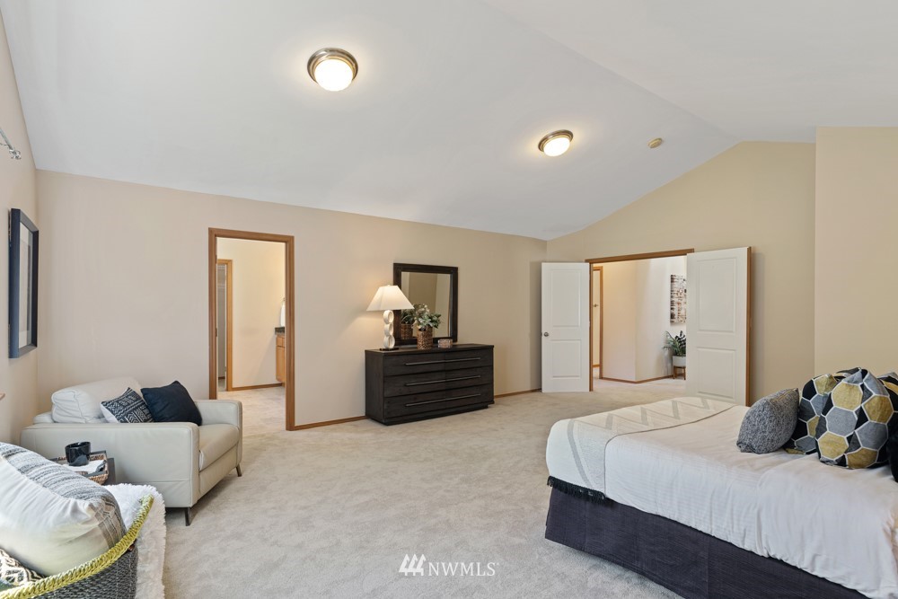 23821 17th Avenue West Bothell, WA 98021 - Photo 17 of 27