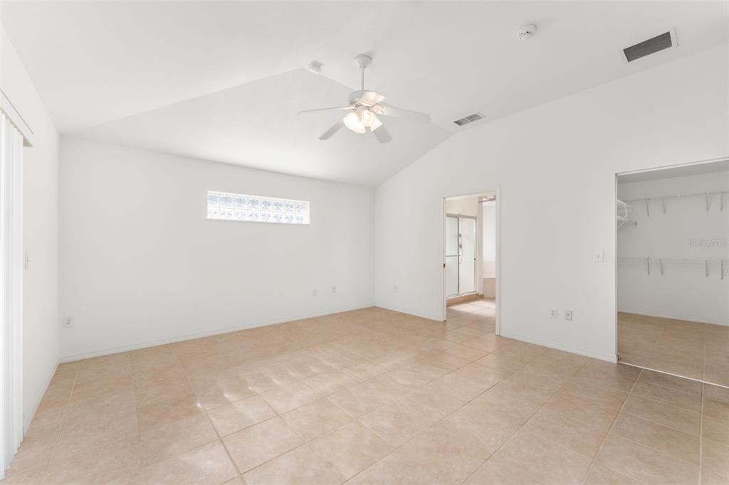 11295 Southwest 73rd Circle Ocala, FL 34476 - Photo 10 of 20