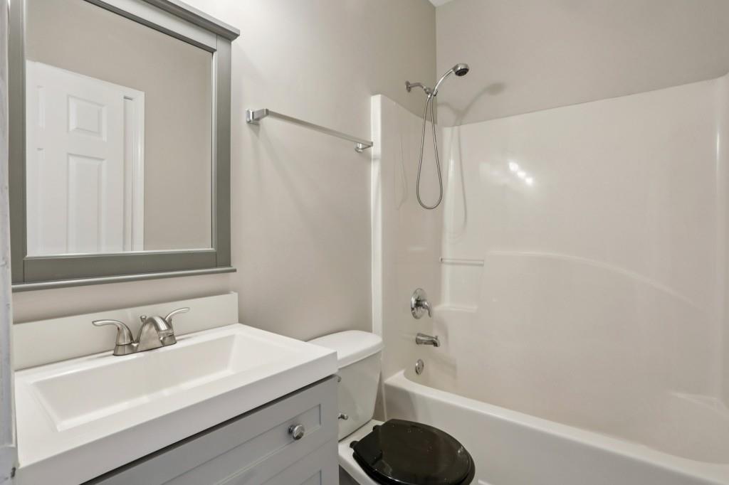 751 Prince Place Northwest Atlanta, GA 30318 - Photo 5 of 30