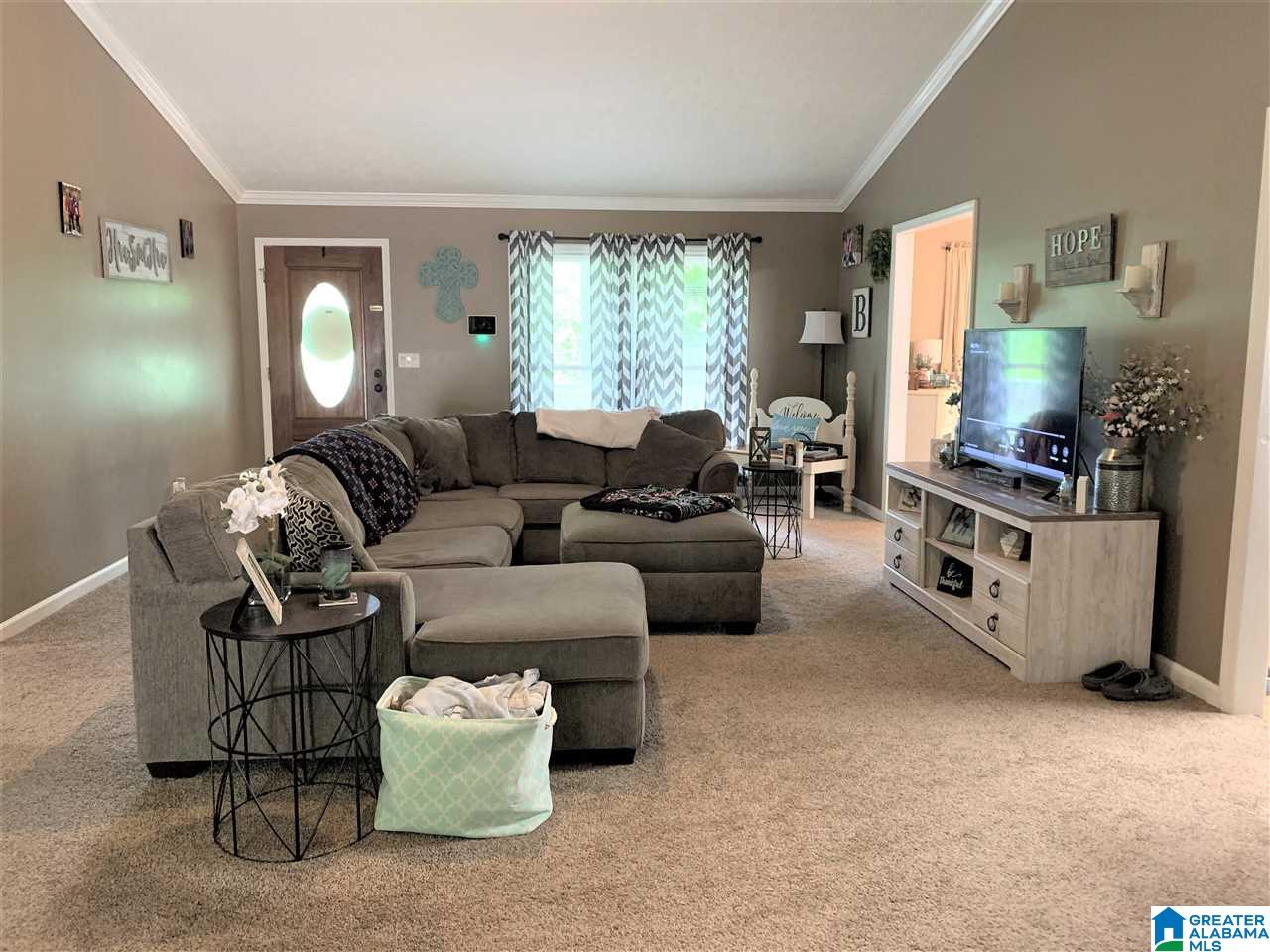 225 Fernway Road Anniston, AL 36207 - Photo 9 of 35