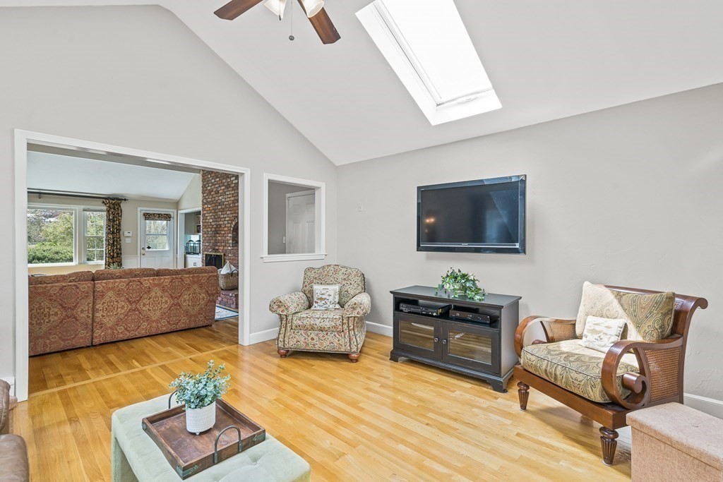 5 Windemere Drive Andover, MA 01810 - Photo 13 of 41