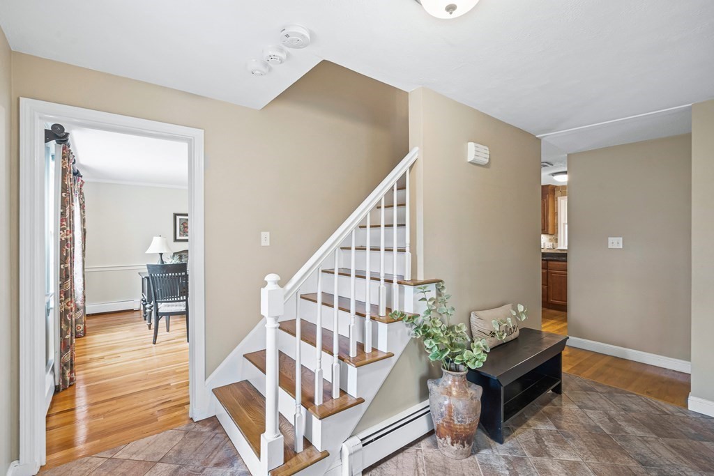 5 Windemere Drive Andover, MA 01810 - Photo 2 of 41