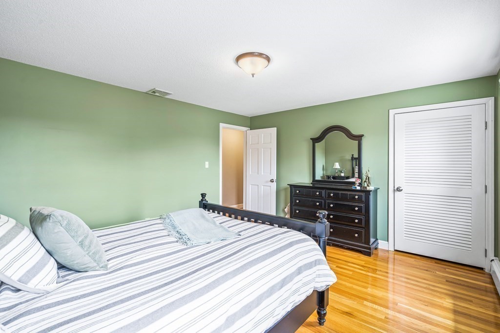 5 Windemere Drive Andover, MA 01810 - Photo 24 of 41