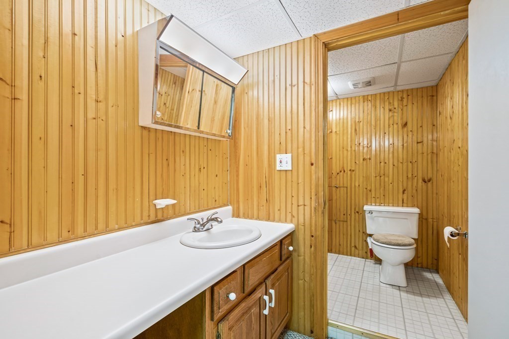 5 Windemere Drive Andover, MA 01810 - Photo 34 of 41