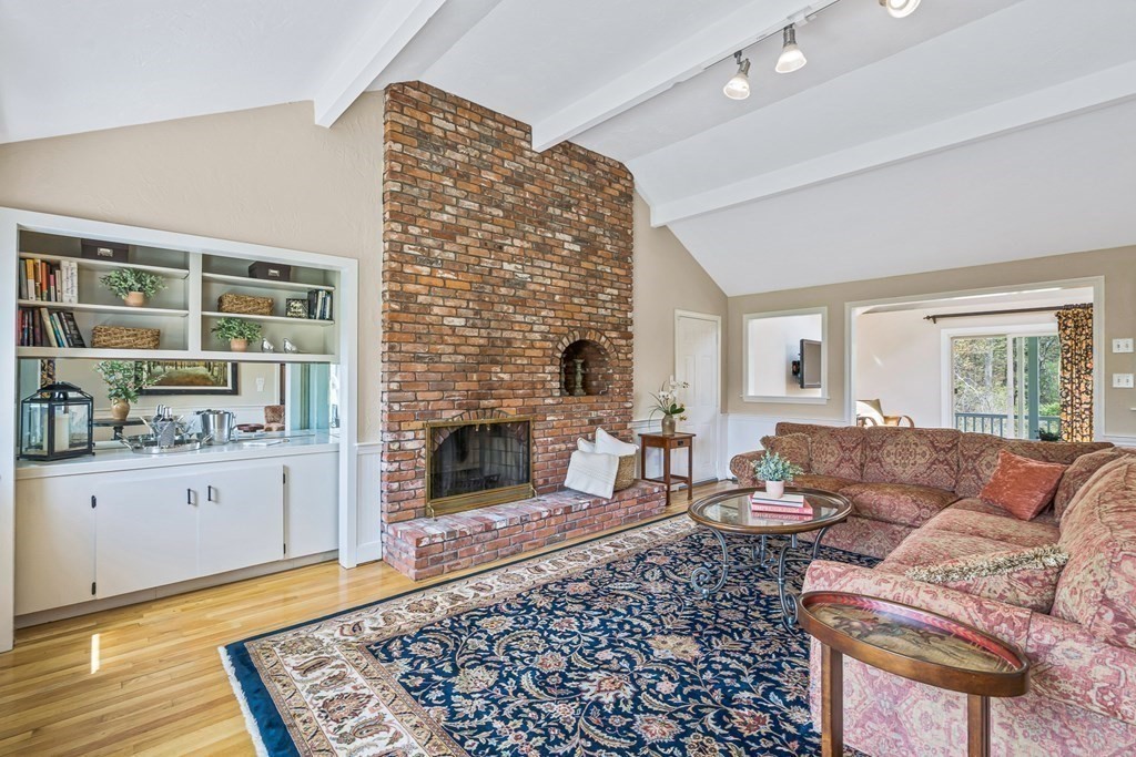 5 Windemere Drive Andover, MA 01810 - Photo 9 of 41