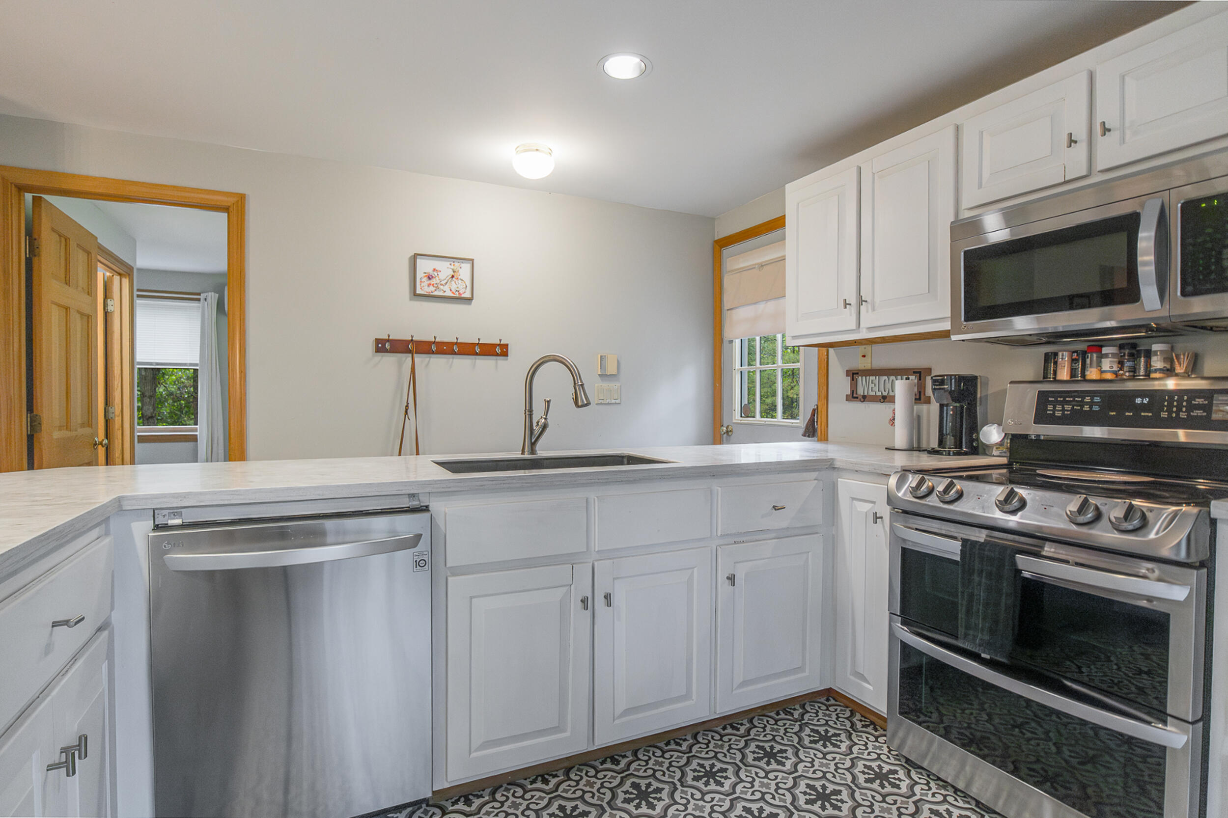 143 Old Portland Road Waterboro, ME 04061 - Photo 5 of 36 143 kitchen 1