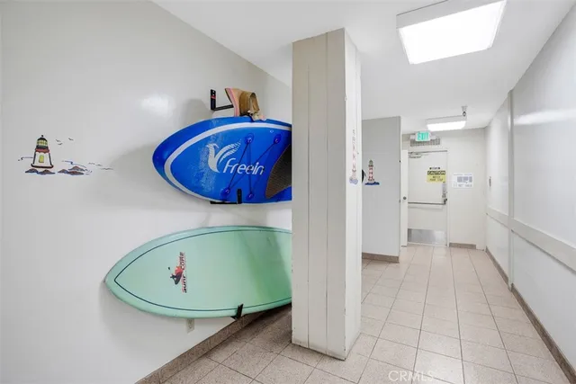 a view of a pathway of a building