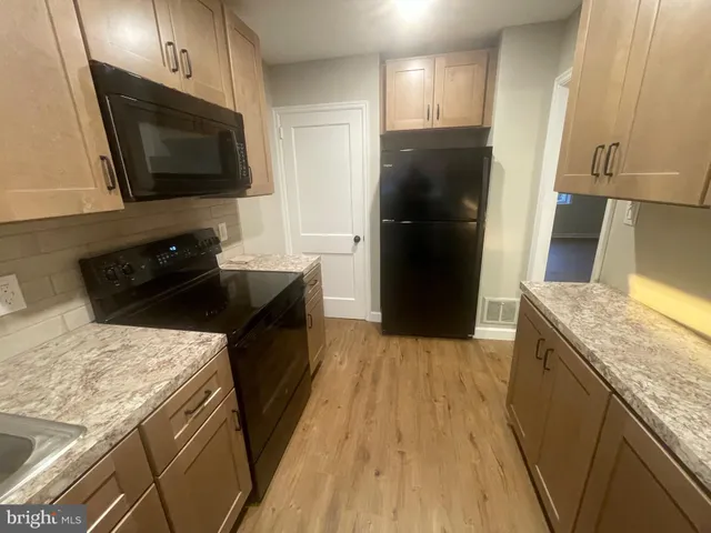 $1,800 | 316 Prospect Street, Lancaster, PA 17603