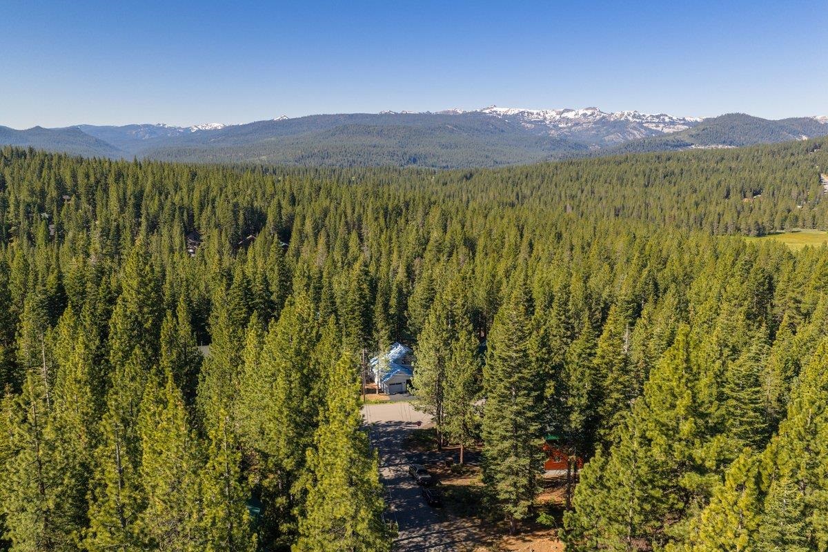 11917 Sitzmark Way Truckee, CA 96161 - Photo 22 of 26