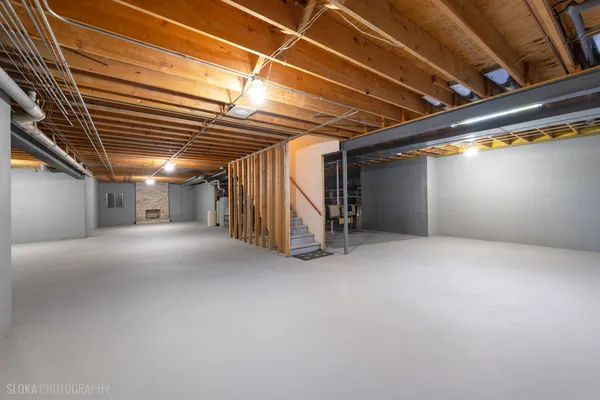 a view of empty room with an empty room