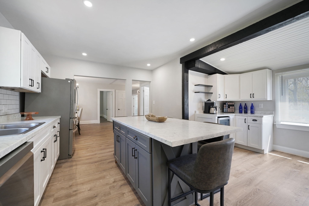 365 Middle Road Acushnet, MA 02743 - Photo 11 of 38 Gallery Image 11